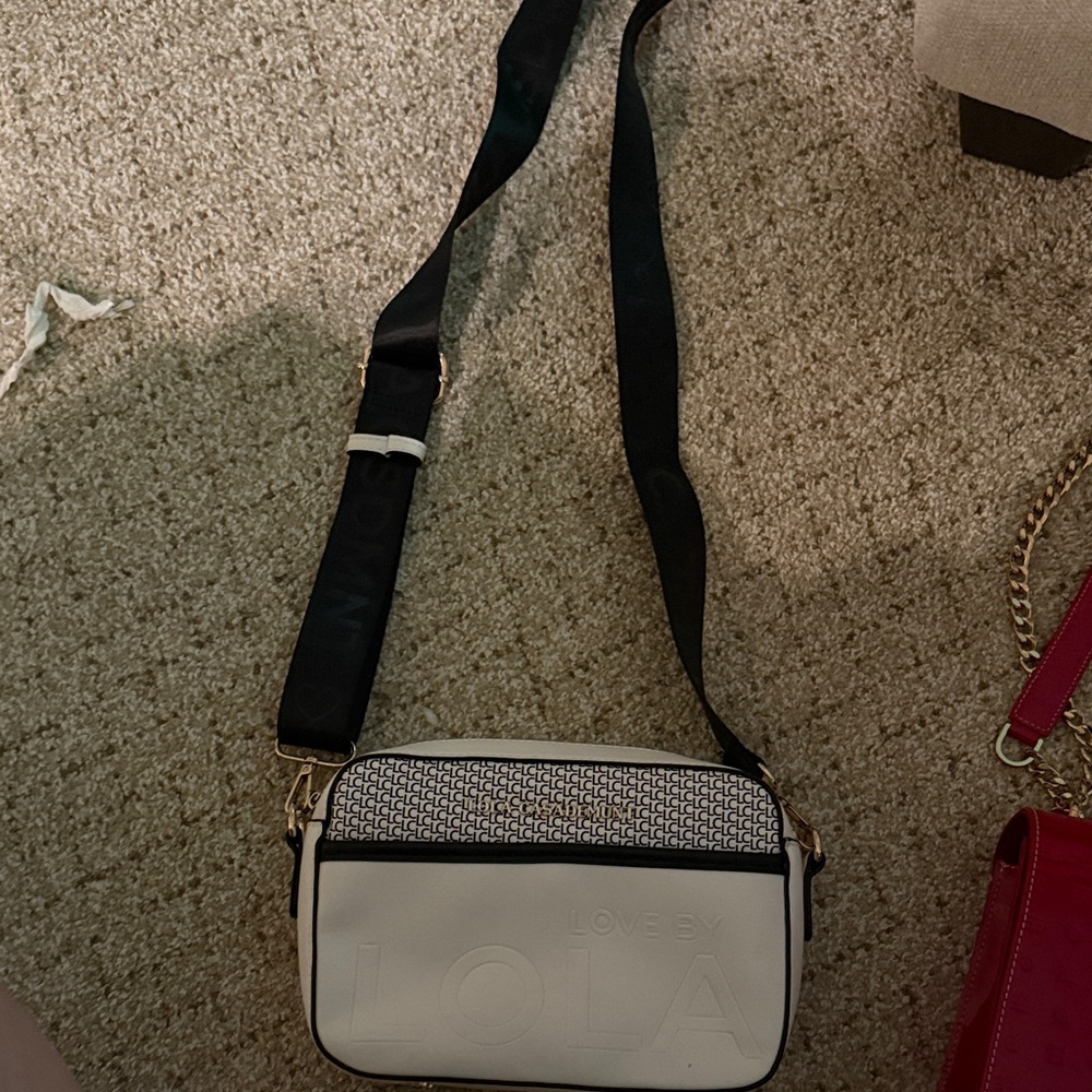 Lola Chic Black and White Crossbody Bag